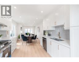 297 BRITANNIA Avenue - 19