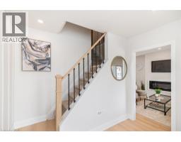 297 BRITANNIA Avenue - 29