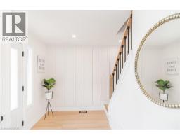 297 BRITANNIA Avenue - 5