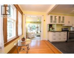 28 ST CLAIR Avenue - 14