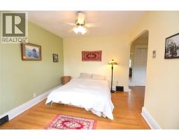 28 ST CLAIR Avenue - 24