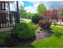 570 ST MORITZ Avenue - 3