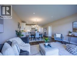 379 ARGYLE Avenue - 16