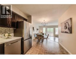 208 FEATHERSTONE Crescent - 10