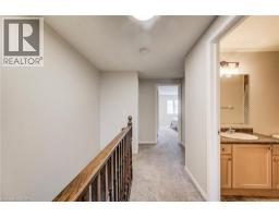 208 FEATHERSTONE Crescent - 18