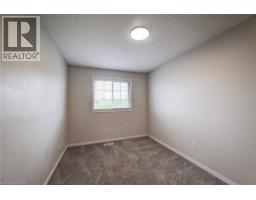 208 FEATHERSTONE Crescent - 26