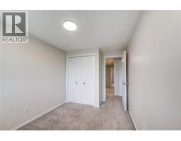 208 FEATHERSTONE Crescent - 27