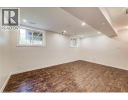 208 FEATHERSTONE Crescent - 29