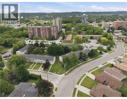 82 RIVERDALE Drive UnitNo. 14 - 20