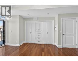 205 LAKESHORE Road W UnitNo. 409 - 33