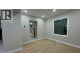 18 MIEHM Place - 10
