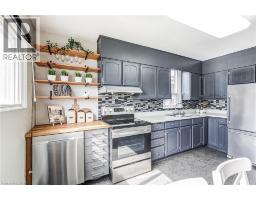 28 DELENA Avenue S - 9