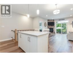 82 ROWE Avenue - 12