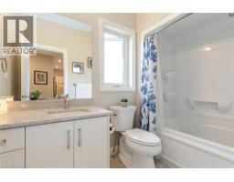 82 ROWE Avenue - 23