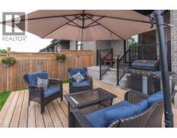 82 ROWE Avenue - 42