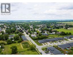 82 ROWE Avenue - 48
