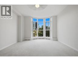 5250 LAKESHORE Road UnitNo. 401 - 18