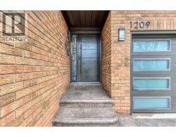 1209 OLD OAK Drive - 5
