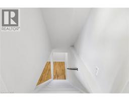 305 SEKURA Street - 20