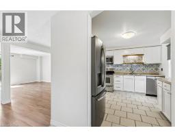 305 SEKURA Street - 4