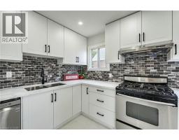 7 PUTNEY Road - 16