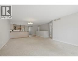 385 PARK Road N UnitNo. 25 - 12