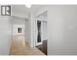 385 PARK Road N UnitNo. 25 - 3