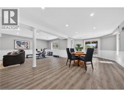 111 HUME Drive - 36
