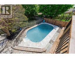 111 HUME Drive - 42