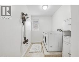 20 DEGROW Crescent - 26
