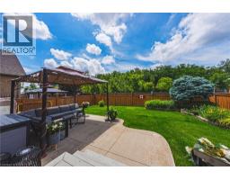 20 DEGROW Crescent - 33