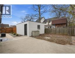 390 HUNTER Street W - 32