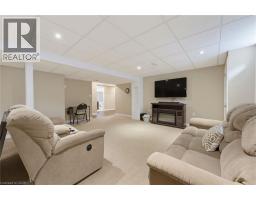 73 DEGROW Crescent - 34