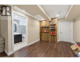 73 DEGROW Crescent - 36