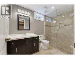 73 DEGROW Crescent - 37