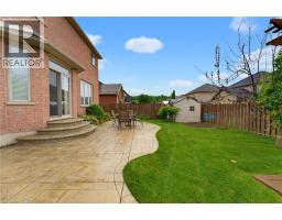 73 DEGROW Crescent - 38