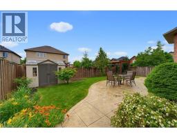 73 DEGROW Crescent - 39