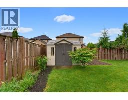 73 DEGROW Crescent - 40