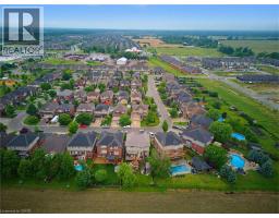 73 DEGROW Crescent - 5