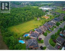 73 DEGROW Crescent - 6