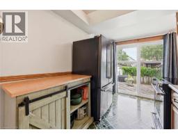 144 CAMPBELL Avenue - 16