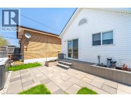 71 BELAND Avenue N - 34