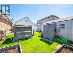 71 BELAND Avenue N - 37