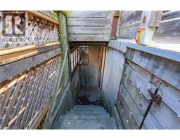 225 OAKMOUNT Road - 46
