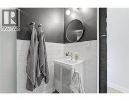 414 JOHN Street - 18