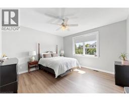 18 GATEWAY Avenue - 14