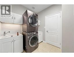 18 GATEWAY Avenue - 23
