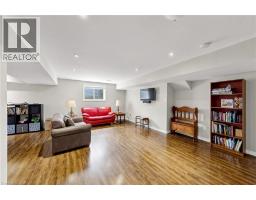 18 GATEWAY Avenue - 26