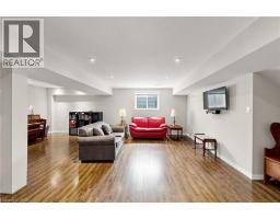 18 GATEWAY Avenue - 27