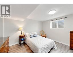 18 GATEWAY Avenue - 32